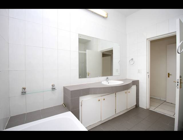 3 BEDROOM APARTMENT FOR SALE IN HOUGHTON ESTATE